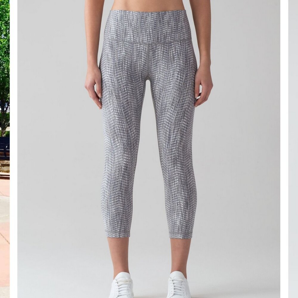 Lululemon Wunder Under Crop Hi-Rise 21" Arrow Jacquard Battleship Silver Spoon